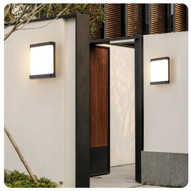 Phos Light Outdoor Wall Light Fixture